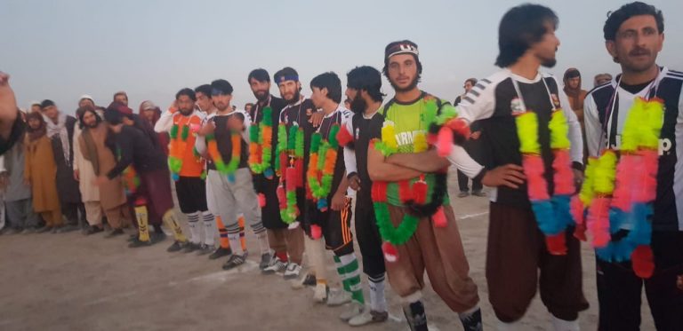 زرمت میں اتحاد ٹورنمنٹ فٹ بال میچ / تصاویر